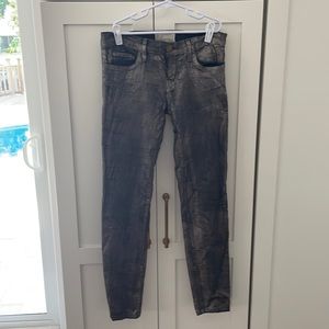 Stretchy gray/metallic skinny jeans